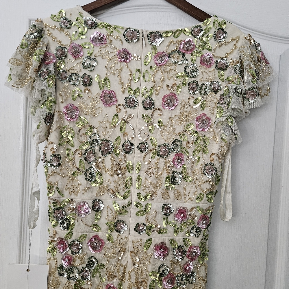 Mac Duggal Floral Embellished Flutter Cap Sleeve Dress in Ivory Sz 8 NWT - Picture 6 of 10